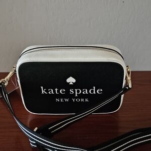 NWT ☆ Kate Spade "OH Snap" Camera/Crossbody Bag, Brand NEW!